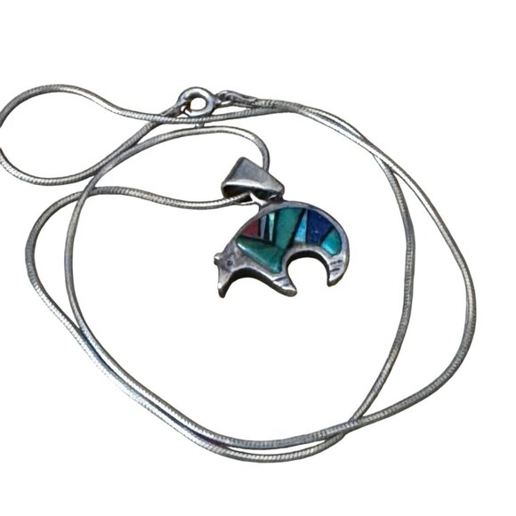 Sterling Inlay Bear Pendant Turquoise Mix 3/4" Heartline Arrow 18" Chain - Picture 5 of 5
